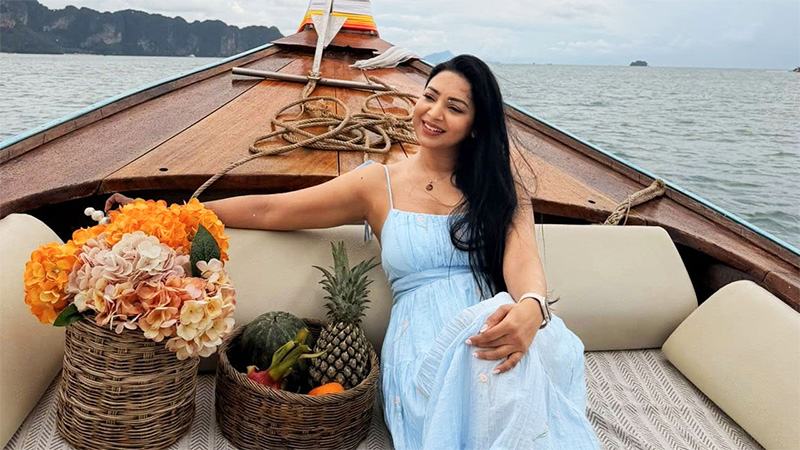 অভিনেত্রী ও মডেল সাদিয়া জাহান প্রভা